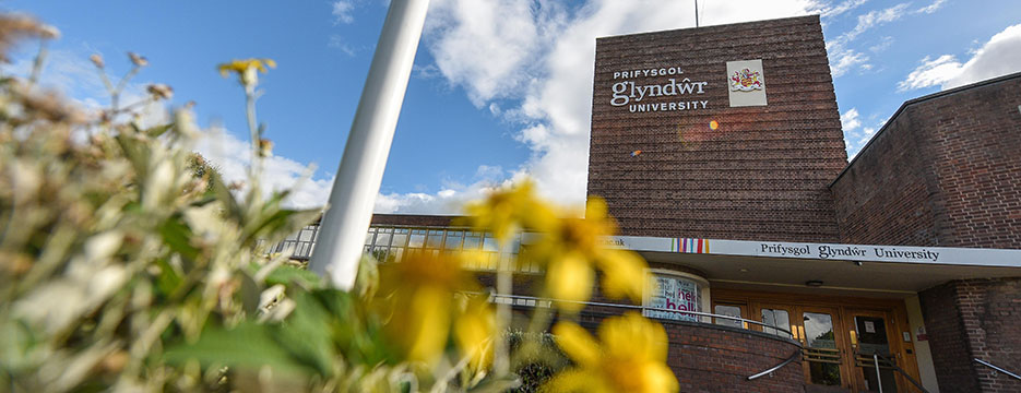 格林多大学（Glyndŵr University）更名为“雷克瑟姆大学”